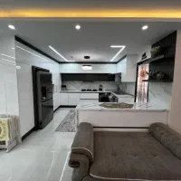 تک واحدی جذاب و استثنایی در معلم|فروش آپارتمان|رشت, علی آباد|دیوار