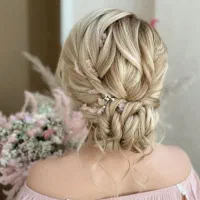 اموزش ارایشگری/خدمات ارایشگری/اموزش خصوصی