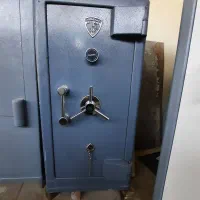 گاوصندوق ۱۳۰ سوپر گنجینه / گاو صندوق ۱ تن