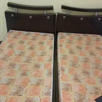 تخت یک نفره چوبی با تشک