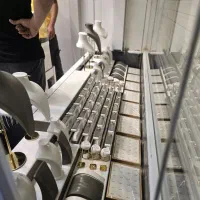 به تعدادی کارگر خانوم یا اقا نیازمندیم