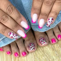 خدمات کاشت ناخن زعفرانیه،رضانژاد|خدمات آرایشگری و زیبایی|تبریز, |دیوار