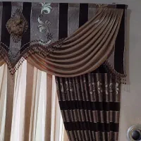 پرده همراه با حریر