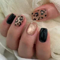 نیازمند مدل کاشت ناخن ولیفت ابرو