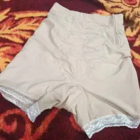 لباس و کفش|کیف، کفش، کمربند|اصفهان, باتون|دیوار