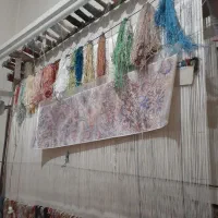 باسلام یک قطه فرش فروشی هست