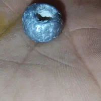 مهره .دارای خط نوشته‌ای زیبا و تصویر