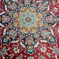 فرش قرمز طرح ترنج کلاسیک