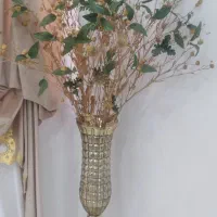 گل و گلدان