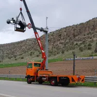 جرثقیل  کرایه ای.    ( صی زاده )