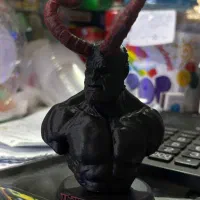 فیگور پسر جهنمی HELLBOY