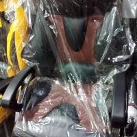 صندلی اداری.مدیریتی|صندلی و نیمکت|قم, شاه ابراهیم|دیوار