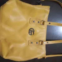 کیف|کیف، کفش، کمربند|اندیشه, اندیشه فاز ۴|دیوار