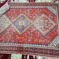 فرش دست باف قدیمی