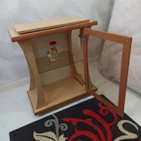 میز زیر تلویزیون