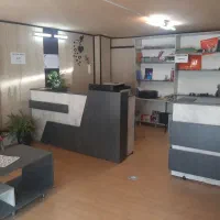 مغاز ۵۰ متری با وسایل اماده برای شروع کار