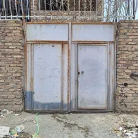 در بزرگ حیاط