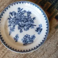 چندین عدد ظروف قدیمی و ترمه|کلکسیون اشیاء عتیقه|رشت, ساغری سازان|دیوار