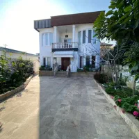 ویلا مستقل / 4 خوابه / مبله کامل / جکوزی