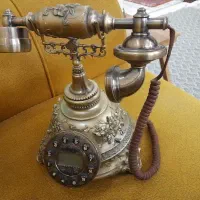 تلفن رو میزی دکوری طرح قدیم