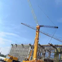 فروش جرثقیل ۲۰۰ تن فوری