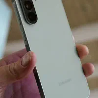 گوشی A56  حافظه 256 رام ۸.