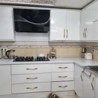 کابینت به همراه گاز و هود و سینک ظرفشوئی