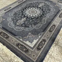 فرش 700 شانه دستباف‌گونه اقساطی))