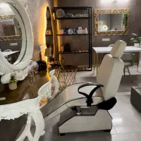 نیازمند ناخن کار پدیکور وبافت کار