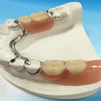 ساخت دست دندان کامل و پارسیل