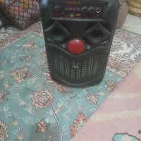 دستگاه در حد نوع بلوتوث اهنگ همه چیز داره نیاز