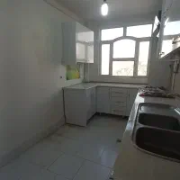 ۵۰متر حاشیه شریعتی۷۵ طبقه اول