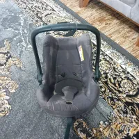 صندلی ماشین کودک