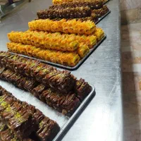 در کیک شیرینی مهدی با بهترینها در خدمتتون هستیم|خوردنی و آشامیدنی|مشهد, طبرسی شمالی|دیوار