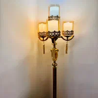 آباژور ایستاده|چراغ خواب و آباژور|اندیشه, اندیشه فاز ۵|دیوار