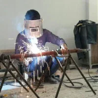 تاسیسات لوله کشی و آهنگری سیار