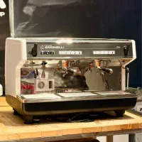 دستگاه اسپرسوساز قهوه ساز صنعتی سیمونلی آپیا تال