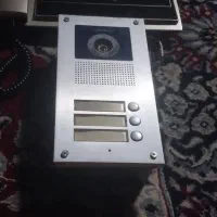 آیفون تصویری ۳ واحدی