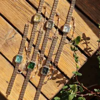 .زنانه × % با آویز بند فلزی NK. با چند سال ضمانت|ساعت|اصفهان, احمدآباد|دیوار