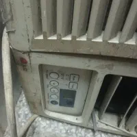 کولر گازی پشت پنجره
