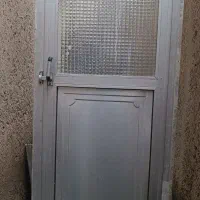 درب آلومینیوم سرویس
