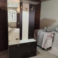 جاکفشی و رخت آویز