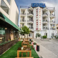 استخدام آشپز فست فود و پیتزا