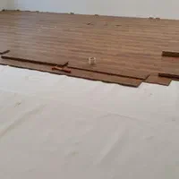 نصب پارکت ترموود قرنیز ترمووال قاب بندی دیوار آینه|خدمات پیشه و مهارت|کرمان, |دیوار