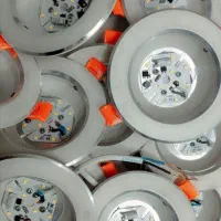 تعمیرات تخصصی لامپهای LED،پمپ کولر، پروژکتور و