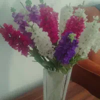 گل مصنوعی همراه گلدان کریستال|گل مصنوعی|خرم‌آباد, |دیوار