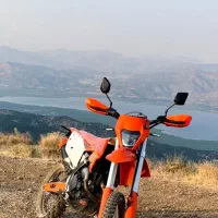 وای بی 250