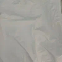 زیر پرده ی سفید