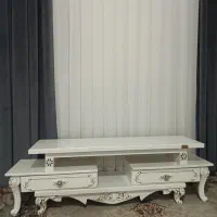 زیر تلویزیون درحدنورنگ سفیدمارک اونیک