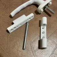 تعمیروریگلاژدروپنجره پی وی سی وآلومینیوم|خدمات پیشه و مهارت|هشتگرد, فاز ۱ مهستان|دیوار